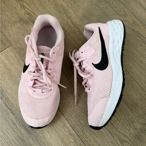 Nike Light Pink Running Shoes Girls Size 3.5Y